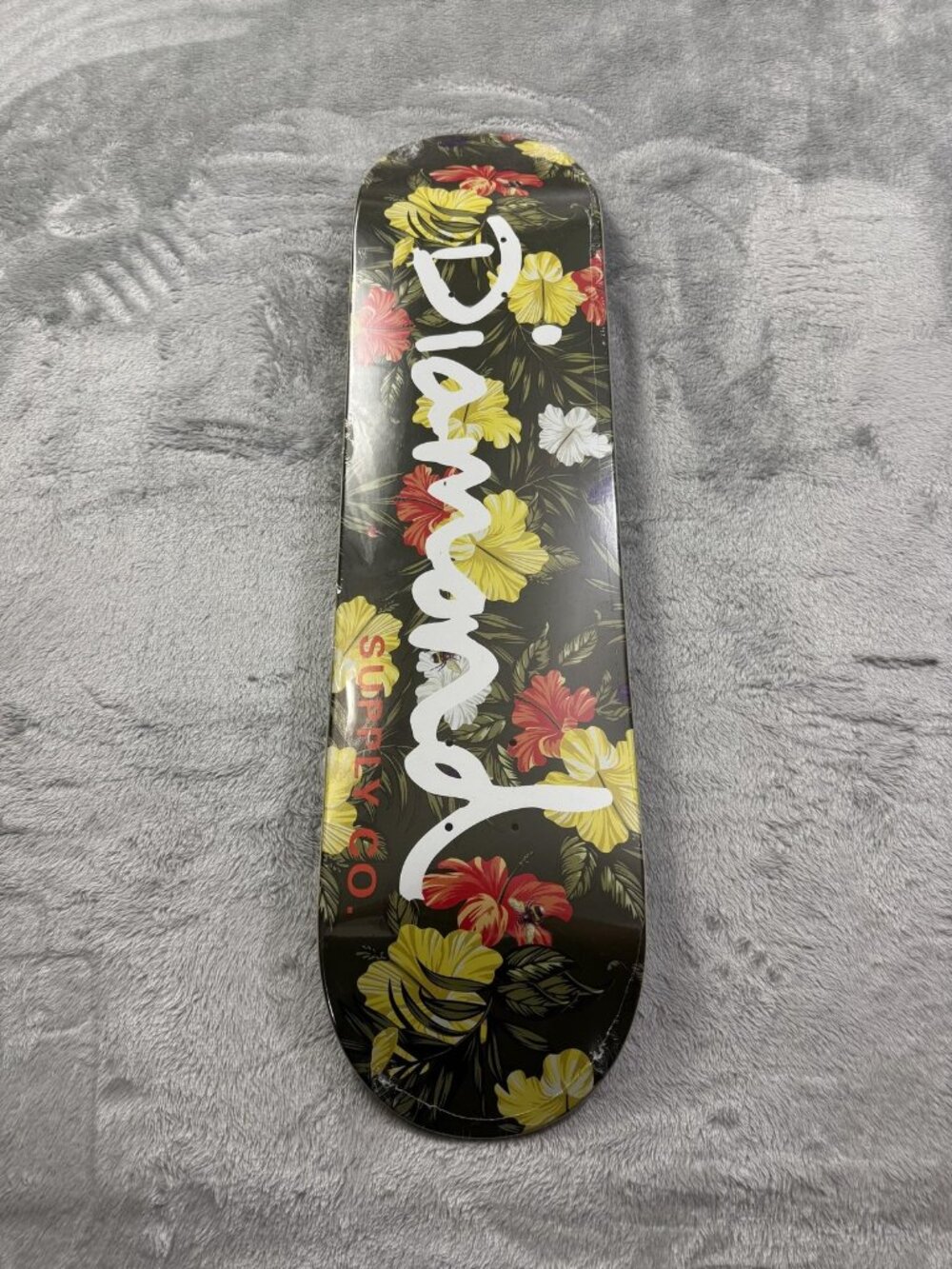 New Diamond Supply Co Aloha Floral OG Skateboard Deck 8.0 Olive Hibiscus Art